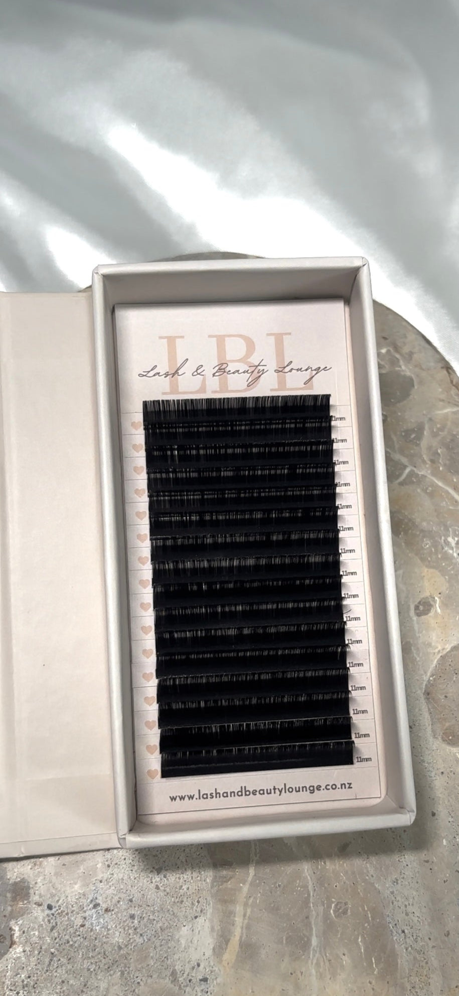 Volume Tray 0.05 Black D curl